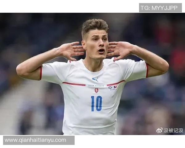 捷克2-0淘汰丹麦，重现欧洲赛场的荣耀时刻